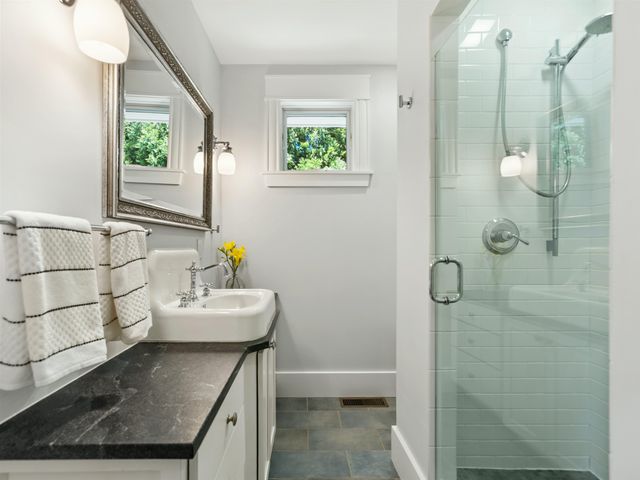 384 Winnacunnet Road, Hampton, NH 03842