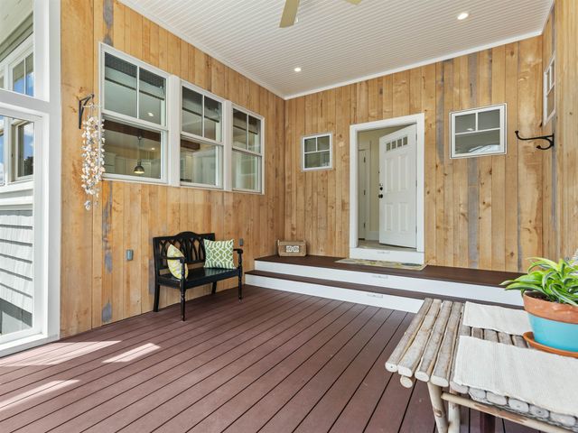 384 Winnacunnet Road, Hampton, NH 03842