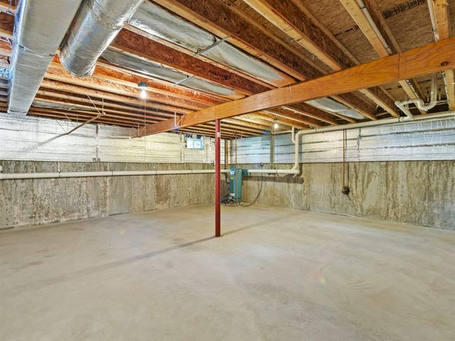 384 Winnacunnet Road, Hampton, NH 03842