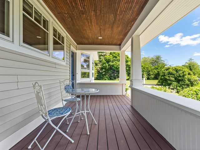384 Winnacunnet Road, Hampton, NH 03842