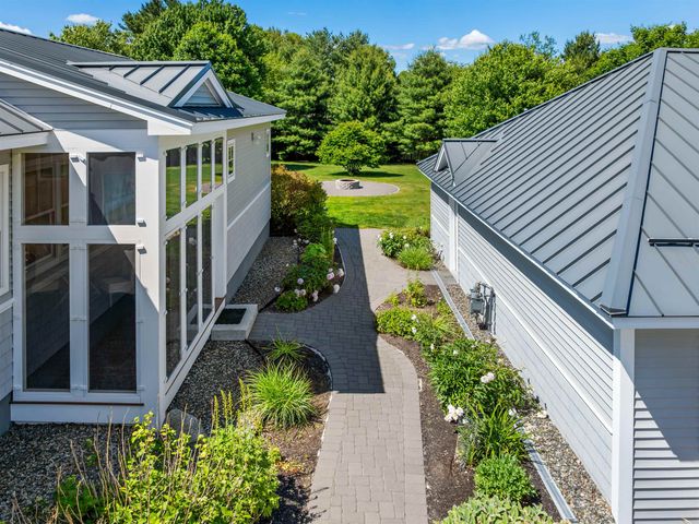 384 Winnacunnet Road, Hampton, NH 03842