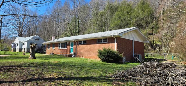 5661 Asheville Highway, Pisgah Forest, NC 28768