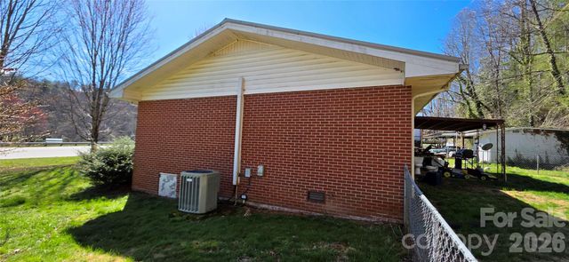 5661 Asheville Highway, Pisgah Forest, NC 28768