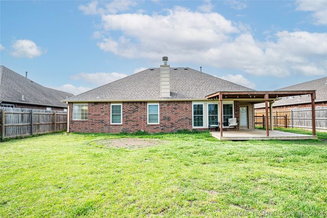 12129 N 108th Avenue E, Collinsville, OK 74021