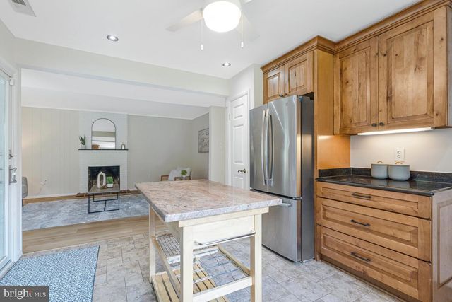 116 SUGARLAND RUN DR, Sterling, VA 20164