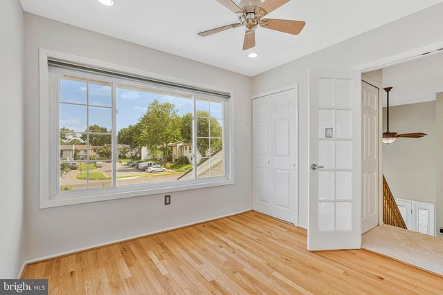 116 SUGARLAND RUN DR, Sterling, VA 20164
