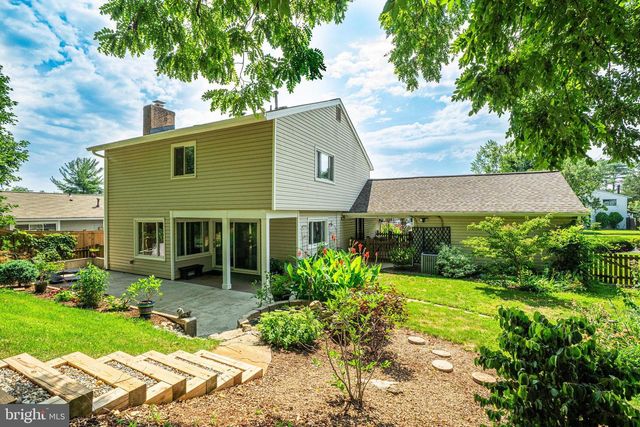 116 SUGARLAND RUN DR, Sterling, VA 20164