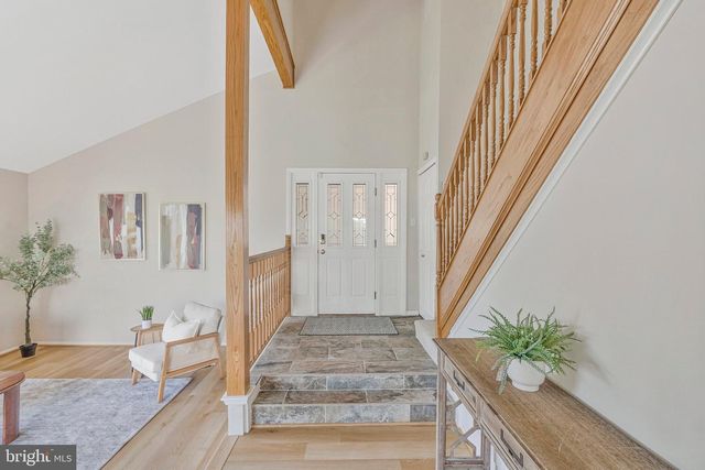 116 SUGARLAND RUN DR, Sterling, VA 20164