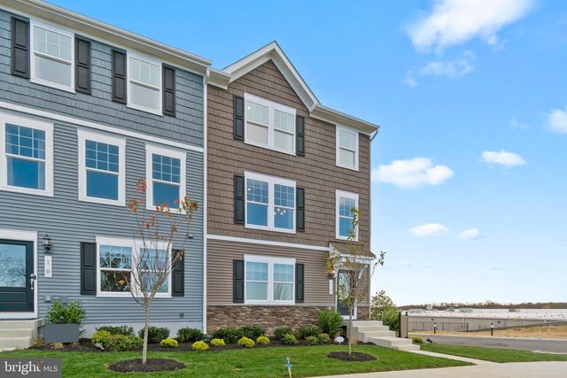 455 PRESIDENTS POINTE AVE, Ranson, WV 25438