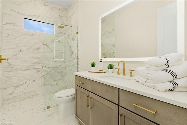 2527 Gleason PKWY, Cape Coral, FL 33914