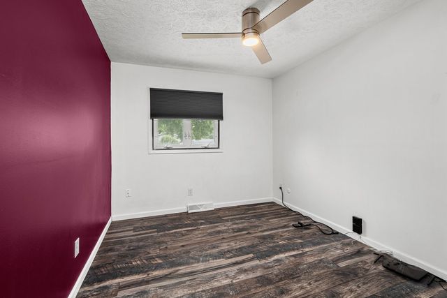 2510 E Crest Avenue, Bettendorf, IA 52722