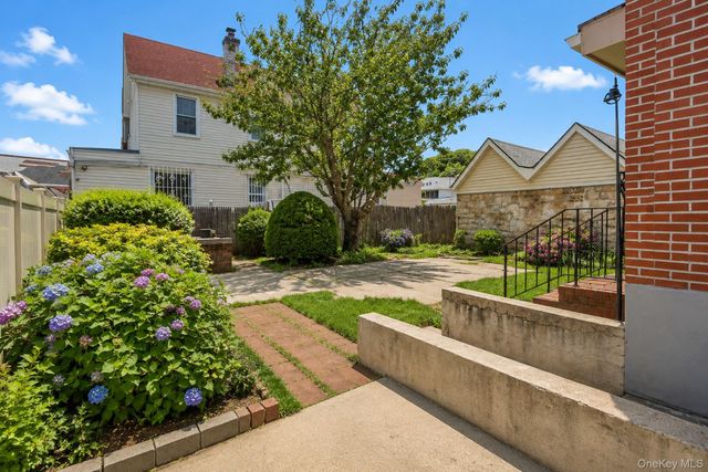 128-17 115th Avenue, South Ozone Park, NY 11420