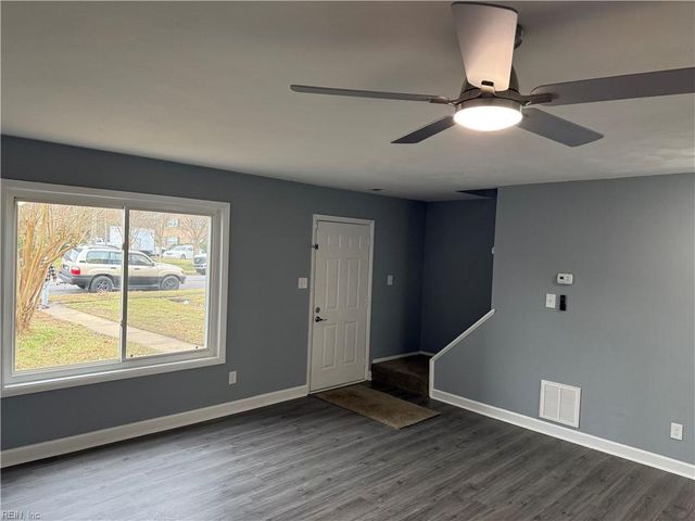 959 S Club House RD, Virginia Beach, VA 23452