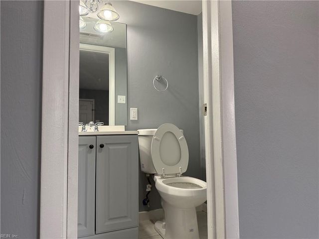 959 S Club House RD, Virginia Beach, VA 23452