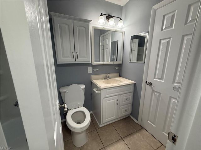 959 S Club House RD, Virginia Beach, VA 23452