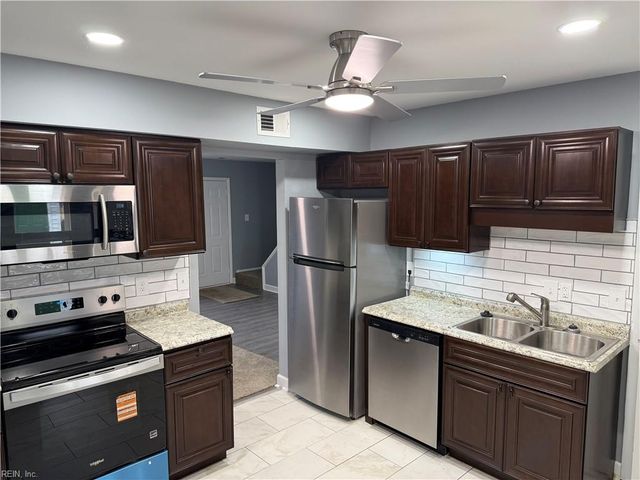 959 S Club House RD, Virginia Beach, VA 23452