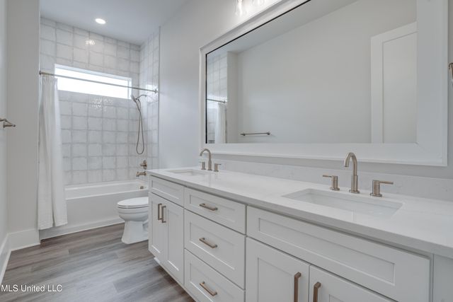 1324 Enos Street, Diamondhead, MS 39525