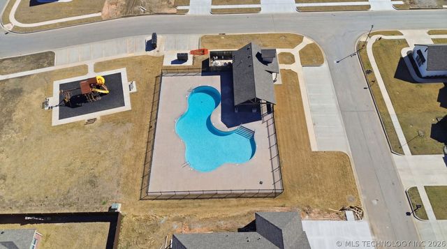 10888 S 279th East Avenue, Bixby, OK 74008