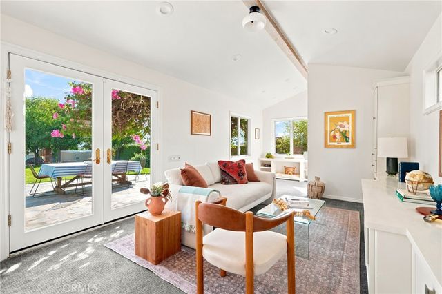 1019 Delaware Road, Burbank, CA 91504