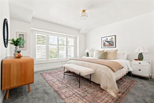 1019 Delaware Road, Burbank, CA 91504