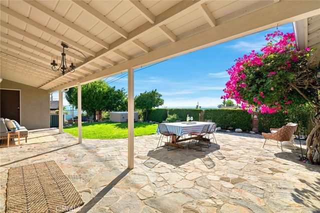 1019 Delaware Road, Burbank, CA 91504