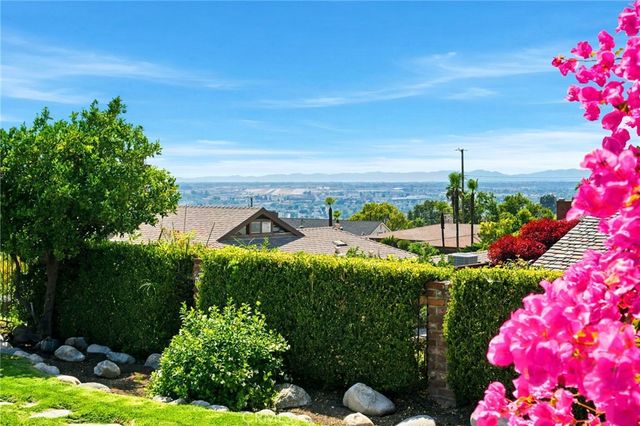 1019 Delaware Road, Burbank, CA 91504