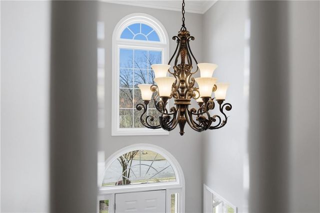 1640 Pinetree Pass Lane SW, Lilburn, GA 30047