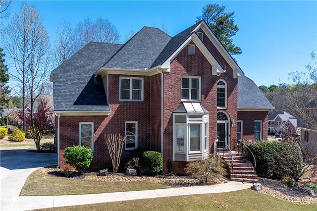 1640 Pinetree Pass Lane SW, Lilburn, GA 30047