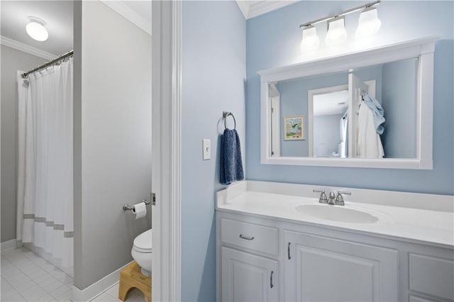 1640 Pinetree Pass Lane SW, Lilburn, GA 30047