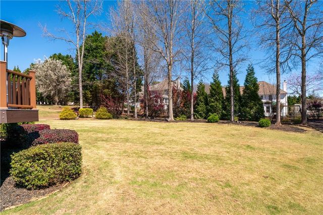 1640 Pinetree Pass Lane SW, Lilburn, GA 30047