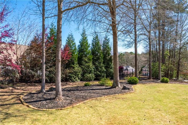 1640 Pinetree Pass Lane SW, Lilburn, GA 30047
