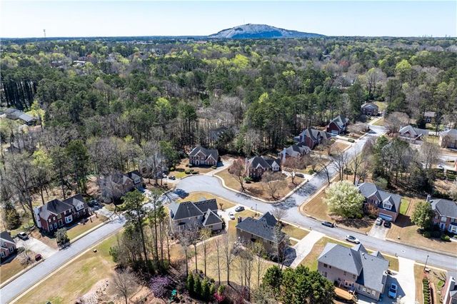 1640 Pinetree Pass Lane SW, Lilburn, GA 30047