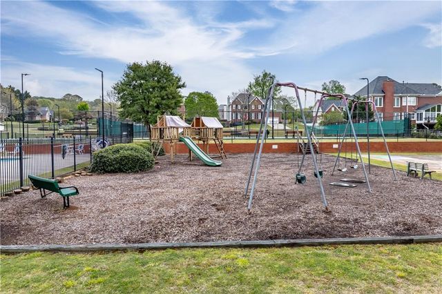 1640 Pinetree Pass Lane SW, Lilburn, GA 30047