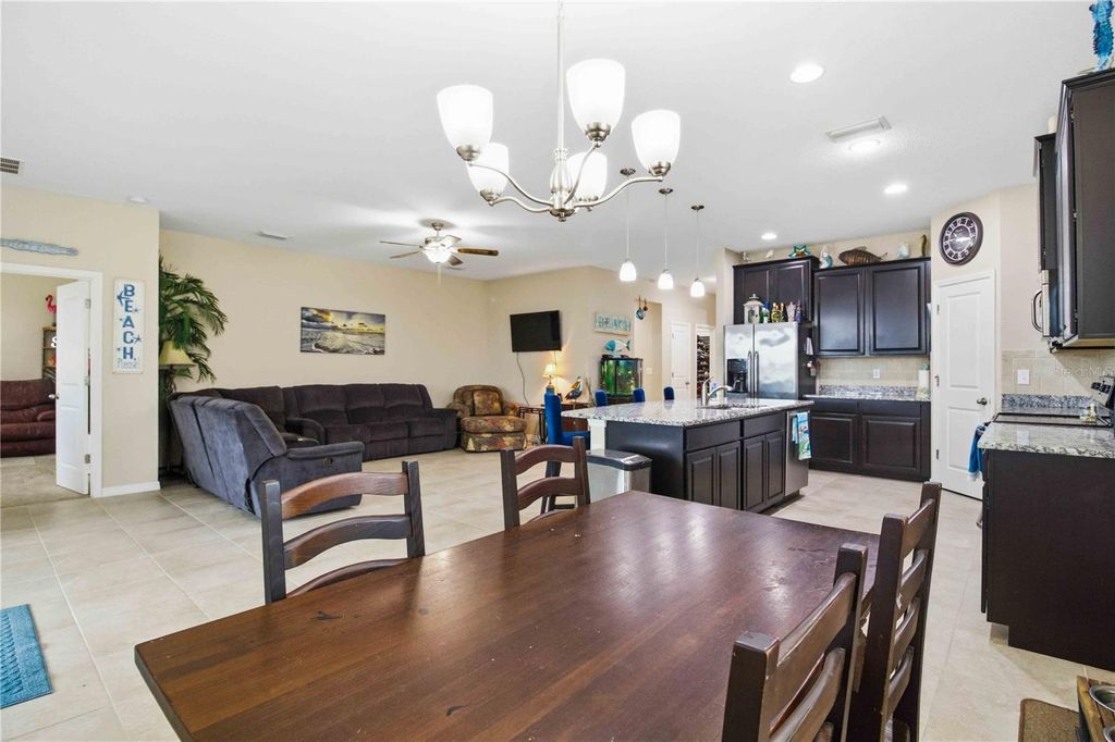 Image 12 of property listing at 444 TIERRA VERDE WAY, Bradenton, FL 34212