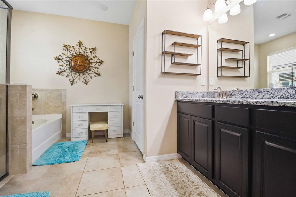 Image 17 of property listing at 444 TIERRA VERDE WAY, Bradenton, FL 34212