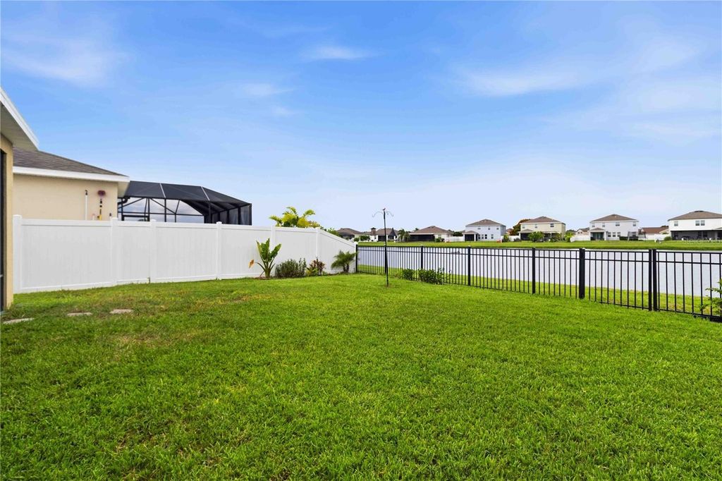 Image 32 of property listing at 444 TIERRA VERDE WAY, Bradenton, FL 34212