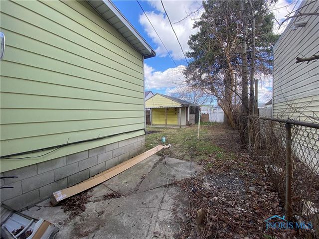 715 Raymer Boulevard, Toledo, OH 43605