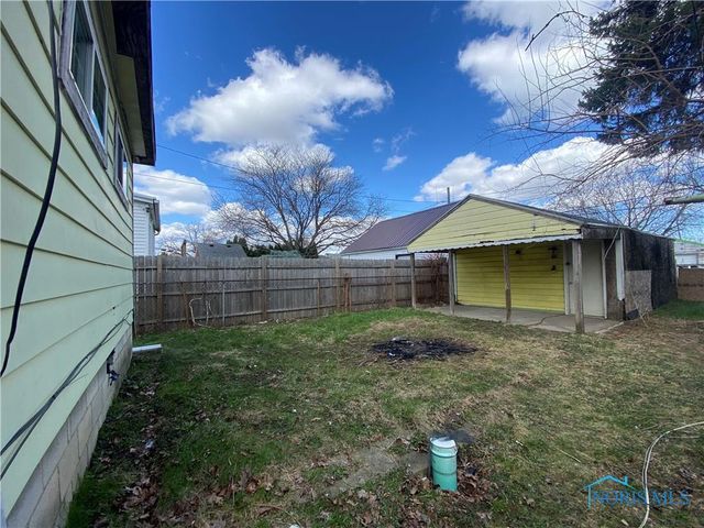 715 Raymer Boulevard, Toledo, OH 43605