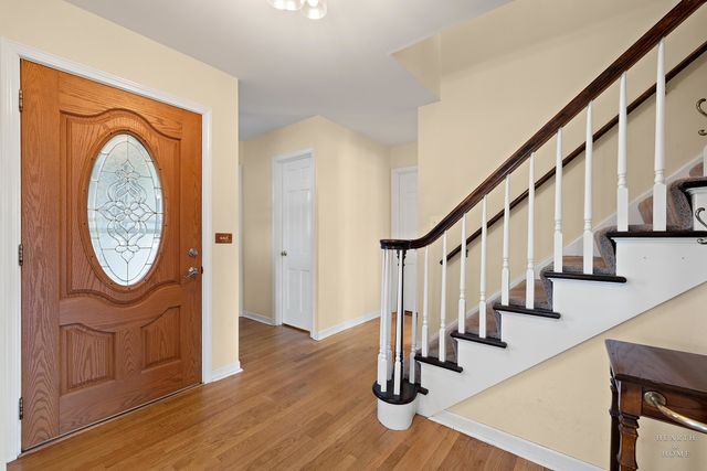 669 E Carpenter Drive, Palatine, IL 60074