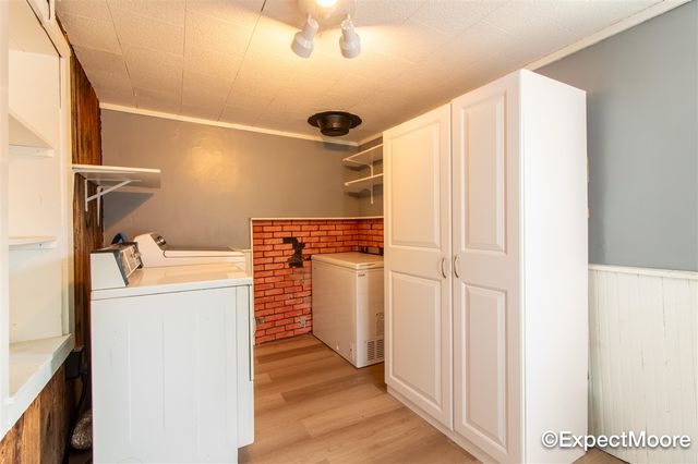 7890 N Maple Hill Road, Howard City, MI 49329