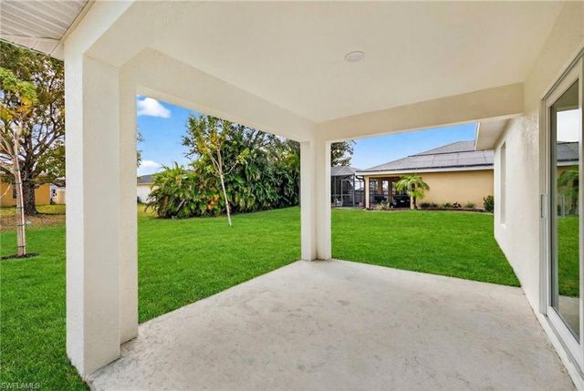 1912 NW 17th ST, Cape Coral, FL 33993