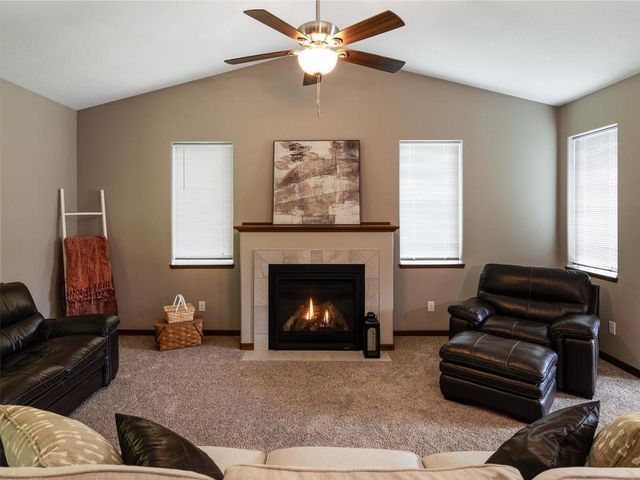 304 Tanager Road, Mankato, MN 56001