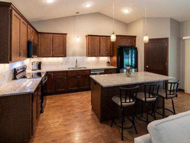 304 Tanager Road, Mankato, MN 56001