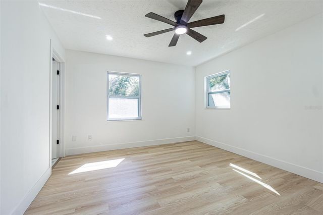 8807 OVERLOOK DRIVE, Wesley Chapel, FL 33545