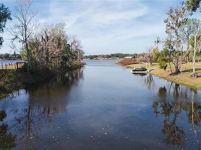 8807 OVERLOOK DRIVE, Wesley Chapel, FL 33545