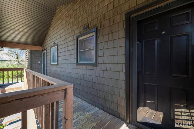 5196 Hollow Wood Court C, St Louis, MO 63128