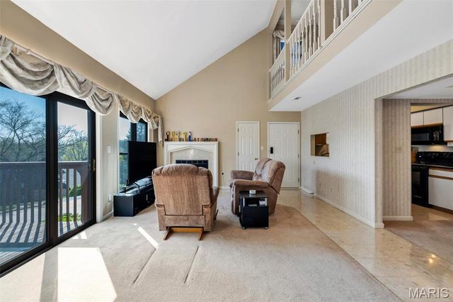 5196 Hollow Wood Court C, St Louis, MO 63128