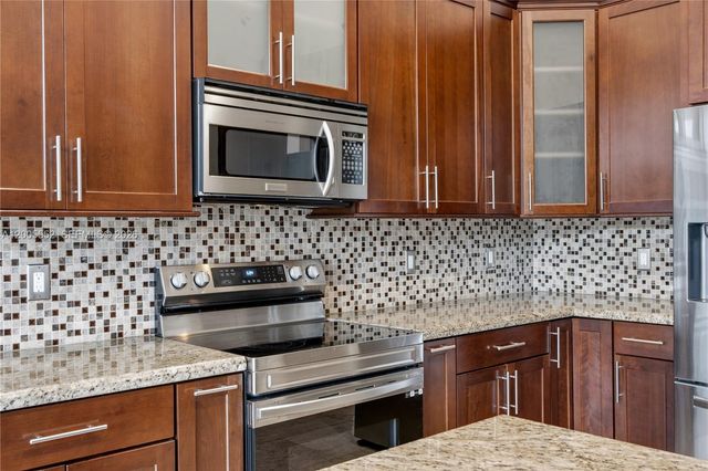 849 Crestview Circle, Weston, FL 33327