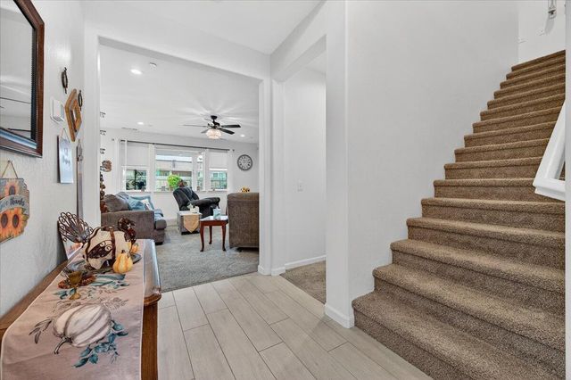 2241 E Monte Verde Court, Visalia, CA 93292