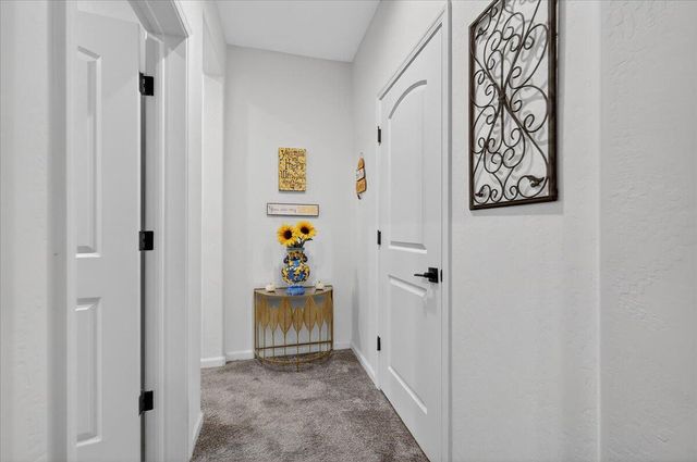 2241 E Monte Verde Court, Visalia, CA 93292